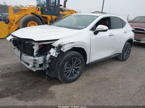 2T2AGCEZ3SC086448 2025 LEXUS NX - Image 2