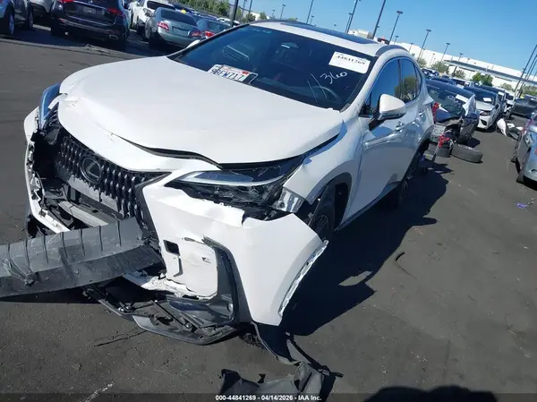 2T2AGCEZ4NC002142 2022 LEXUS NX - Image 2