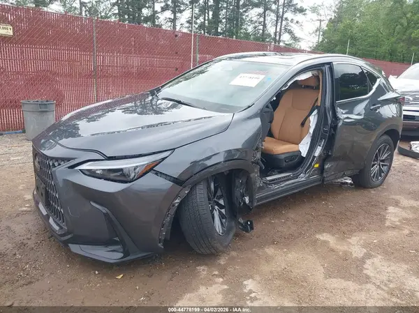 2T2AGCEZ4TC105378 2026 LEXUS NX - Image 2