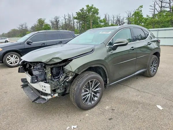 2T2AGCEZ6NC015877 2022 LEXUS NX - Image 1