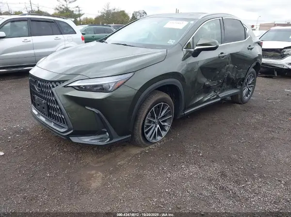 2T2AGCEZ6SC071040 2025 LEXUS NX - Image 2