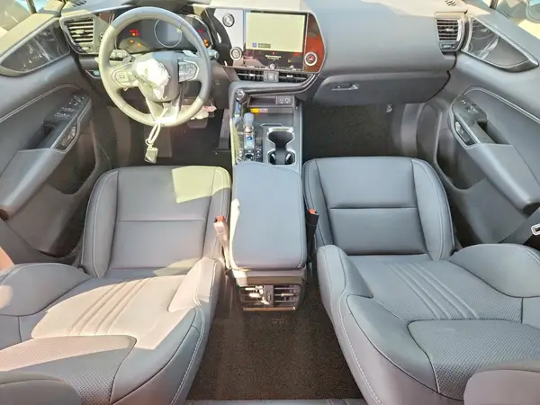 2T2AGCEZ6TC107083 2026 LEXUS NX - Image 8