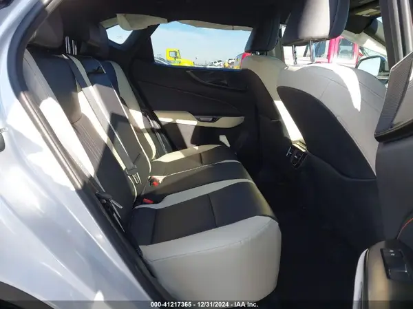 2T2AGCEZ7NC002524 2022 LEXUS NX - Image 8