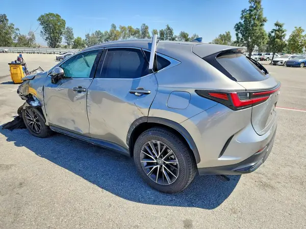 2T2AGCEZ7NC006234 2022 LEXUS NX - Image 2