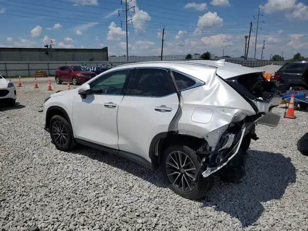 2T2AGCEZ7RC047128 2024 LEXUS NX - Image 2
