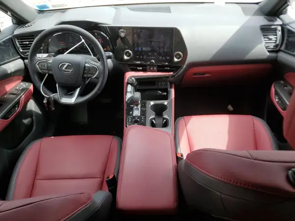 2T2AGCEZ7SC069846 2025 LEXUS NX - Image 8