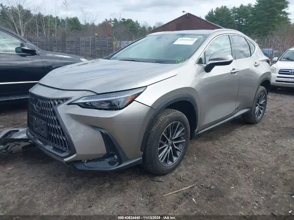 2T2AGCEZ8NC002046 2022 LEXUS NX - Image 2
