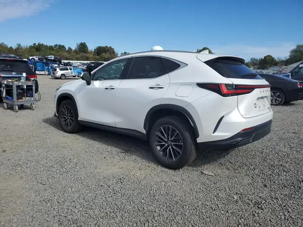 2T2AGCEZ8NC010034 2022 LEXUS NX - Image 2