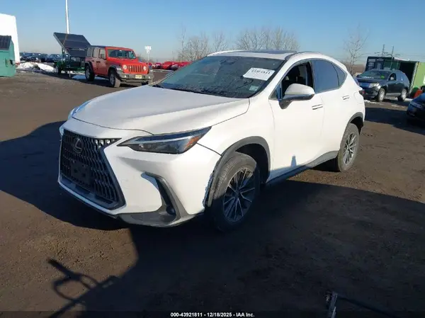 2T2AGCEZ9NC006168 2022 LEXUS NX - Image 2