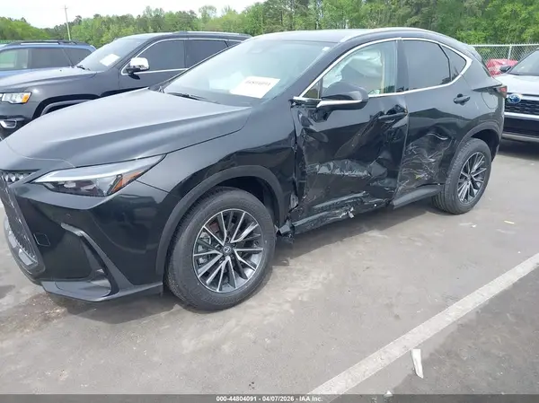 2T2AGCEZ9TC104100 2026 LEXUS NX - Image 2