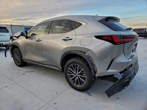 2T2AKCEZ0NC002203 2022 LEXUS NX - Image 2