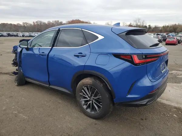 2T2AKCEZ3NC006598 2022 LEXUS NX - Image 2