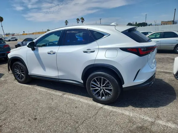 2T2AKCEZ4NC002091 2022 LEXUS NX - Image 2