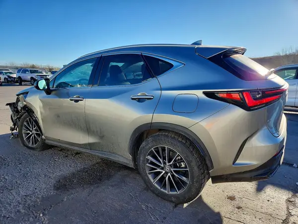 2T2AKCEZ6NC002822 2022 LEXUS NX - Image 2