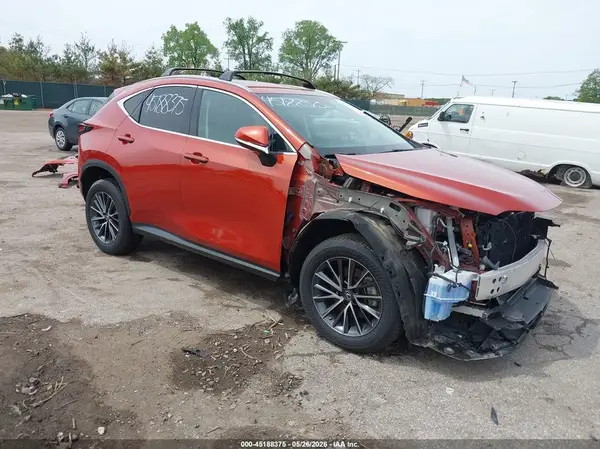 2T2AKCEZ7PC014402 2023 LEXUS NX - Image 1