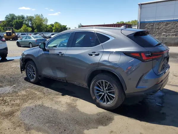 2T2AKCEZ8NC007519 2022 LEXUS NX - Image 2