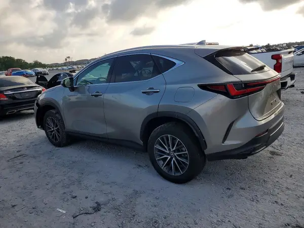 2T2AKCEZ9NC001793 2022 LEXUS NX - Image 2