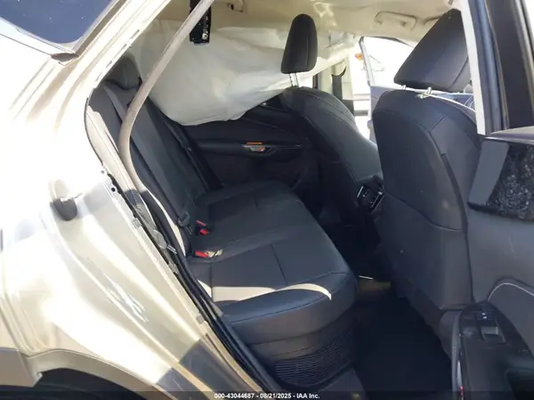 2T2AKCEZ9NC008517 2022 LEXUS NX - Image 8