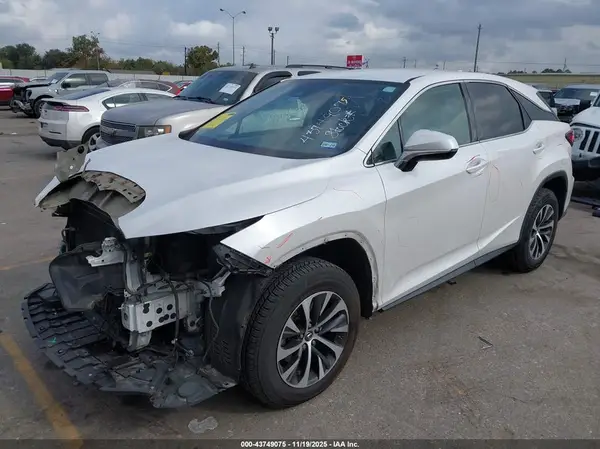 2T2AZMAA0LC171944 2020 LEXUS RX - Image 2