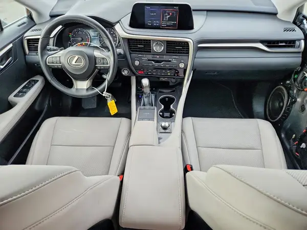 2T2AZMAA0MC193783 2021 LEXUS RX - Image 8
