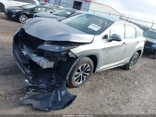 2T2AZMAA0NC235208 2022 LEXUS RX - Image 2