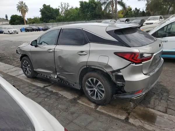 2T2AZMAA2NC240992 2022 LEXUS RX - Image 2