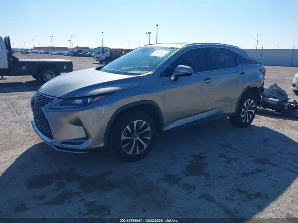 2T2AZMAA3LC173123 2020 LEXUS RX - Image 2