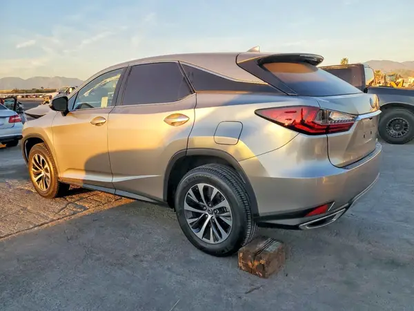 2T2AZMAA3MC205957 2021 LEXUS RX - Image 2