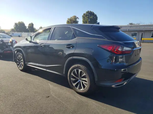 2T2AZMAA5NC240808 2022 LEXUS RX - Image 2