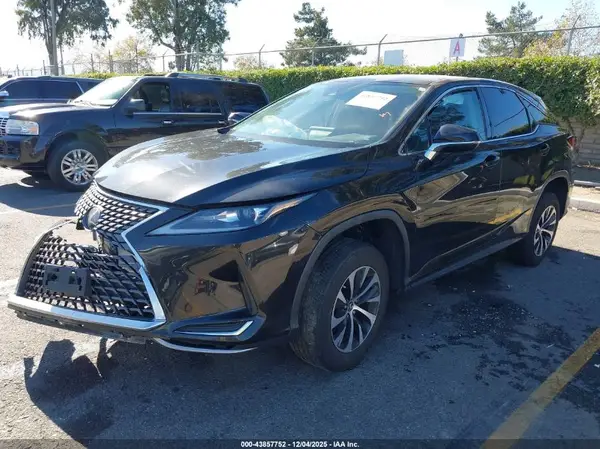 2T2AZMAA7NC222424 2022 LEXUS RX - Image 2