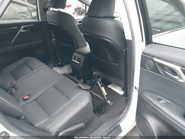 2T2AZMAA7NC246464 2022 LEXUS RX - Image 8