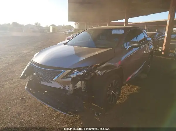 2T2AZMAA7NC252572 2022 LEXUS RX - Image 2