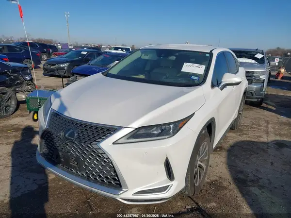 2T2AZMAA8LC170119 2020 LEXUS RX - Image 2