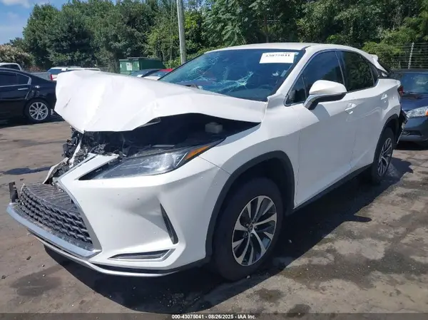 2T2AZMAA8MC197113 2021 LEXUS RX - Image 2