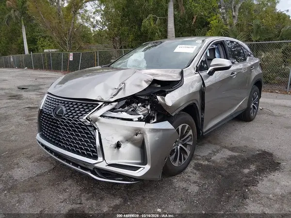 2T2AZMAA9MC205896 2021 LEXUS RX - Image 2