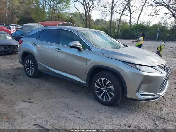 2T2AZMAAXNC232588 2022 LEXUS RX - Image 1