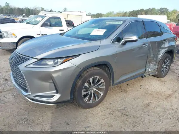 2T2AZMAAXNC232588 2022 LEXUS RX - Image 2