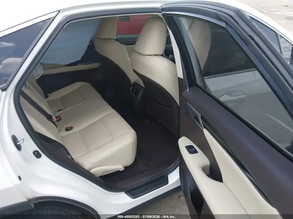 2T2AZMDA2LC240600 2020 LEXUS RX - Image 8