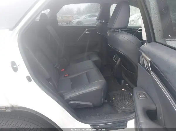 2T2AZMDA4NC338692 2022 LEXUS RX - Image 8
