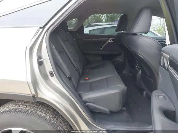2T2AZMDA7NC352957 2022 LEXUS RX - Image 8
