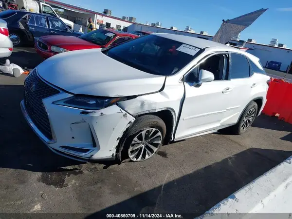 2T2AZMDA8MC266751 2021 LEXUS RX - Image 2