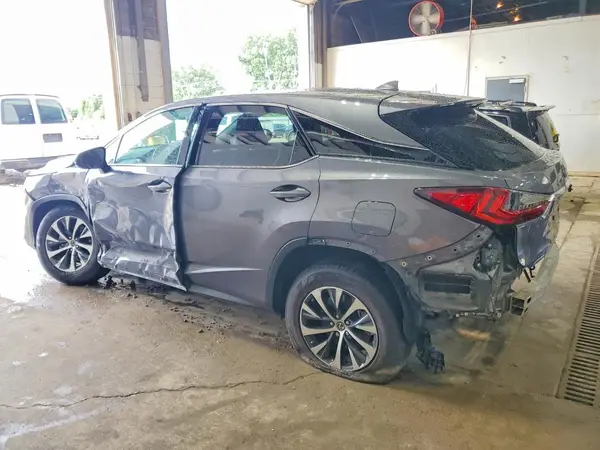 2T2AZMDA8NC357570 2022 LEXUS RX - Image 2