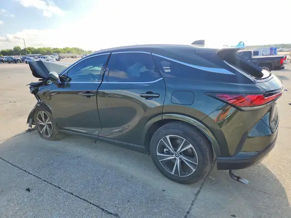 2T2BAMBA0SC063106 2025 LEXUS RX - Image 2