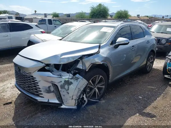 2T2BAMBA0SC067429 2025 LEXUS RX - Image 2