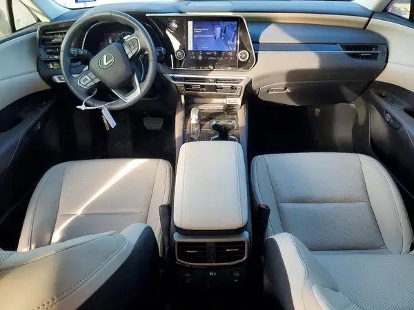 2T2BAMBA1RC033588 2024 LEXUS RX - Image 8