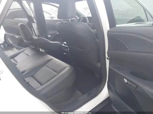 2T2BAMBA1SC058402 2025 LEXUS RX - Image 8