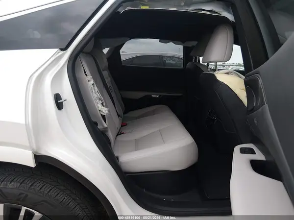 2T2BAMBA2PC013833 2023 LEXUS RX - Image 8