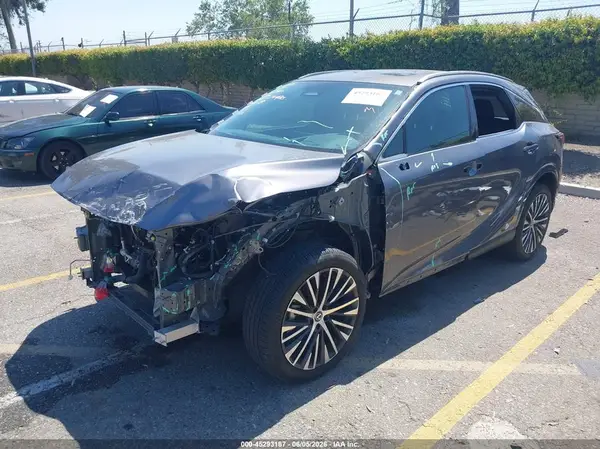 2T2BAMBA2PC014254 2023 LEXUS RX - Image 2