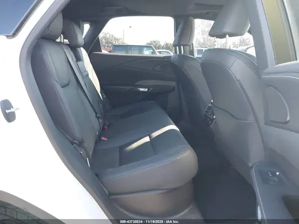 2T2BAMBA2SC054536 2025 LEXUS RX - Image 8