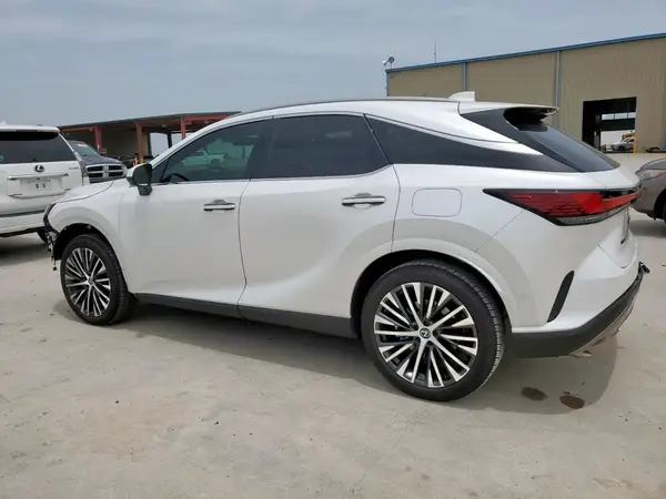 2T2BAMBA2SC054715 2025 LEXUS RX - Image 2
